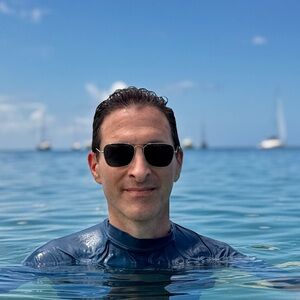 Meet your Posher, Aaron